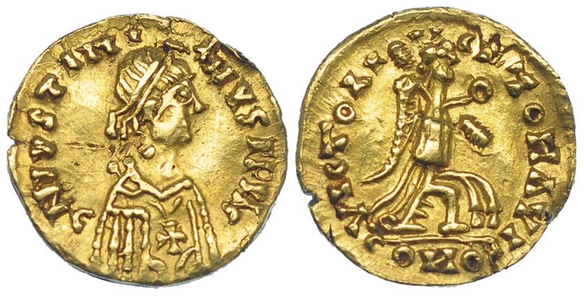 455   -  ACUÑACIONES PSEUDOIMPERIALES. Época de Amalarico a Atanagildo. A nombre de Jusitiniano. Tremissis. AU 1,40 g.  Tomasini- Grupo JI1 (atribuidas a Justino I). Pequeñas marcas. MBC.