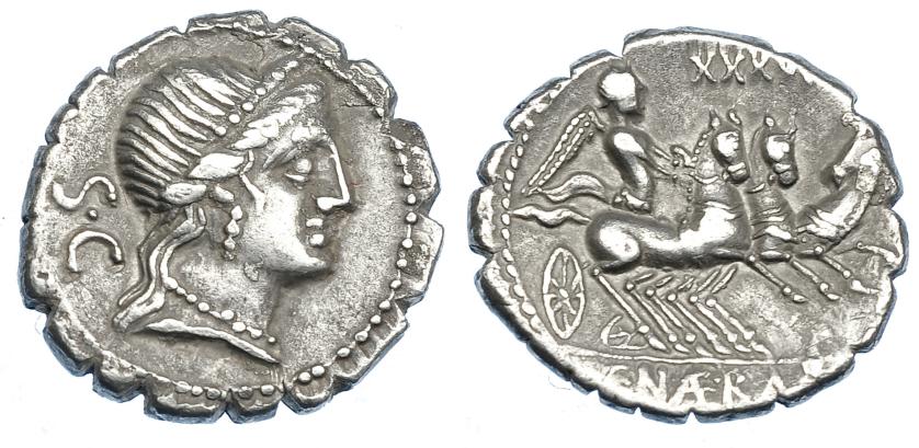 2170   -  REPÚBLICA ROMANA. NAEVIA. Denario. Roma (79 a.C.). R/ Número XXXVI encima de la triga. AR 3,68 g. 18,1 mm. CRAW-382.1b. FFC-937. MBC.