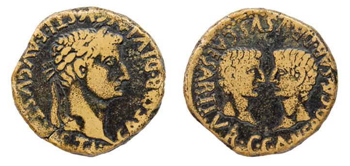 295   -  CAESARAUGUSTA. As. Tiberio. A/ Cabeza laureada a der.; TI CAESAR DIVI AVGVSTI F AVGVSTVS. R/ Cabezas afrontadas de Nerón y Druso; C C A NERO CAESAR DRVSVS CAESAR II VIR. AE 13,34 g. 27 mm. RPC-343. APRH-343c. ACIP-3069b. CC-4756, mismo ejemplar. Grieta. MBC-BC+. Rara.