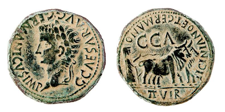 323   -  CAESARAUGUSTA. As. Calígula A/ Cabeza laureada a izq.; G CAESAR AVG GERMANICVS IMP. R/ Yunta funacional a der., encima C C A; LICINIANO ET GERMANO II VIR. AE 12,90 g. 30 mm. RPC-371. APRH-371b. ACIP-3100a. CC-4794, mismo ejemplar. Pátina verde. MBC-/MBC.