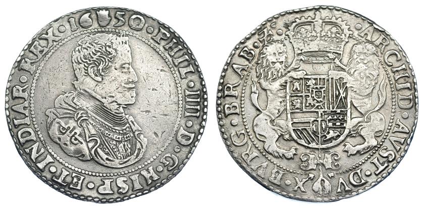 914   -  COLECCIÓN DE DUCATONES Y PATAGONES DE DOBLE PESO. FELIPE IV.  Doble ducatón. 1650. Amberes. A/ . PHIL. IIII. D. G. HISP. ET. INDIAR. REX. R/ . ARCHID . AVST. DV-X. BVRG . BRAB . Zc. AR 64,16 g. DEL-284a (R1). DAV-4454. Pequeñas marcas. MBC-/MBC+. Muy rara.