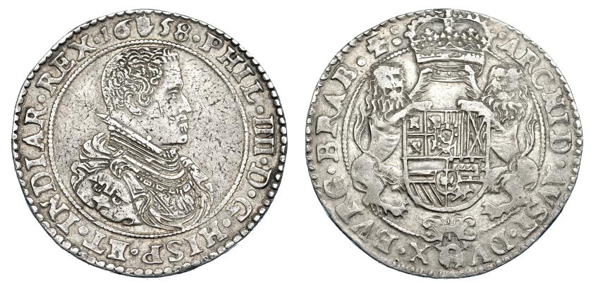 915   -  COLECCIÓN DE DUCATONES Y PATAGONES DE DOBLE PESO. FELIPE IV.  Doble ducatón. 1658. Amberes. A/ . PHIL. IIII. D. G. HISP. ET. INDIAR. REX. R/ . ARCHID . AVST. DV-X. BVRG . BRAB . Zc. AR 64,63 g. DEL-284a (R1). DAV-4454. Pequeñas marcas de acuñación. MBC/MBC+. Muy rara.