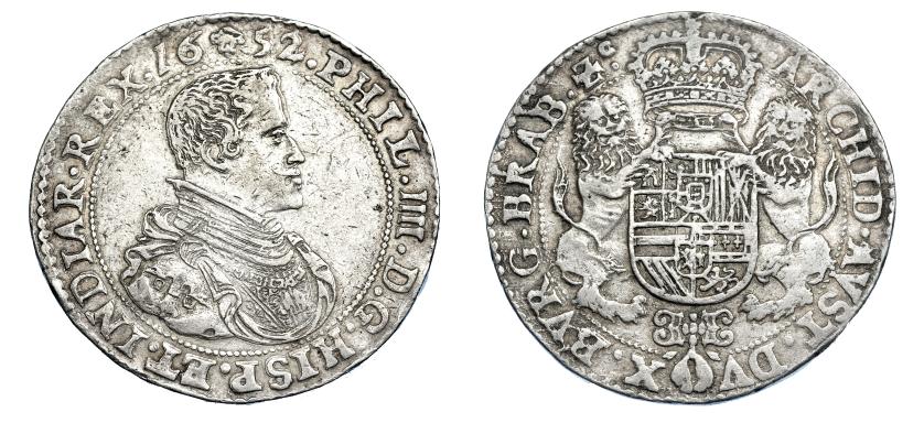 918   -  COLECCIÓN DE DUCATONES Y PATAGONES DE DOBLE PESO. FELIPE IV.  Doble ducatón. 1652. Bruselas. A/ . PHIL. IIII. D. G. HISP. ET. INDIAR. REX. R/ . ARCHID . AVST. DV-X. BVRG . BRAB . Zc. AR 64,62 g. DEL-285a (R2). DAV-4453. MBC. Muy rara. 