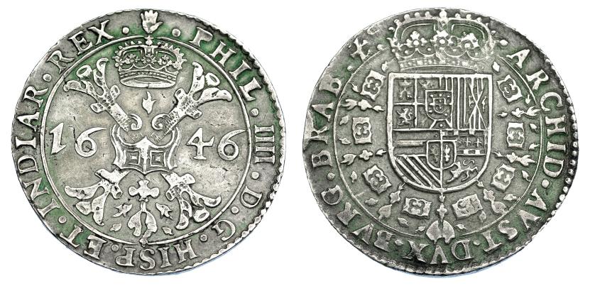 925   -  COLECCIÓN DE DUCATONES Y PATAGONES DE DOBLE PESO. FELIPE IV.  Doble patagón. 1646. Amberes. A/ . PHIL. IIII. D. G. HISP. ET. INDIAR. REX. R/ . ARCHID. AVST. DVX. BVRG. BRAB. Zc. AR 55,75 g. DEL-293a (R2). DAV-4461. MBC+. Muy rara en esta conservación.