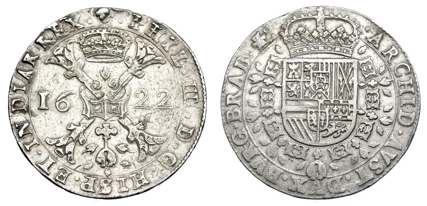 927   -  COLECCIÓN DE DUCATONES Y PATAGONES DE DOBLE PESO. FELIPE IV.  Doble patagón. 1622. Bruselas. A/ . PHIL. IIII. D. G. HISP. ET. INDIAR. REX. R/ . ARCHID. AVST. DVX. BVRG. BRAB. Zc. AR 61,05 g. DEL-295a (R1). DAV-4461. Golpecito en canto. MBC+. Rara. Ex Vico subasta 14-11-1991, lote 495.