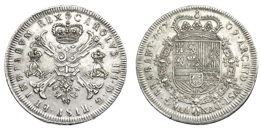 940   -  COLECCIÓN DE DUCATONES Y PATAGONES DE DOBLE PESO. CARLOS III PRETENDIENTE. Doble patagón. 1709. Amberes. A/ CAROLVS III. D. G. HISP. ET INDIARVM REX. R/ . ARCHID. AVST. DVX BVRG. BRABANT. Zc. Canto liso. AR 56,35 g. DEL-359c. DAV-1268. Pequeñas marcas. EBC-. Rarísima.