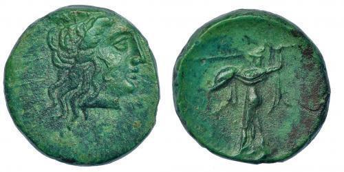 32   -  GRECIA ANTIGUA. PELOPONESO. Argos. AE 17 (S. IV-III a.C.). A/ Cabeza de Hera a der. R/ Atenea a izq. AE 3,68 g. BMC p. 144, 106-8. COP- 57-58. Bonita pátina verde. EBC-.