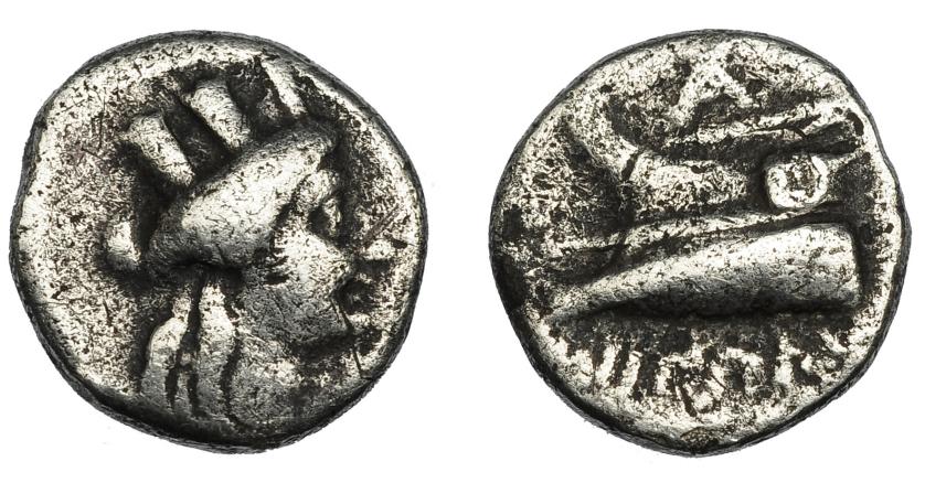 181   -  GRECIA ANTIGUA. FENICIA. ARADOS. Hemidracma (241-109 a.C.). R/ Proa a izq., encima AP en monograma, debajo fecha. AR 1,87 g. 13 mm. BMC-96. BC+. Rara.