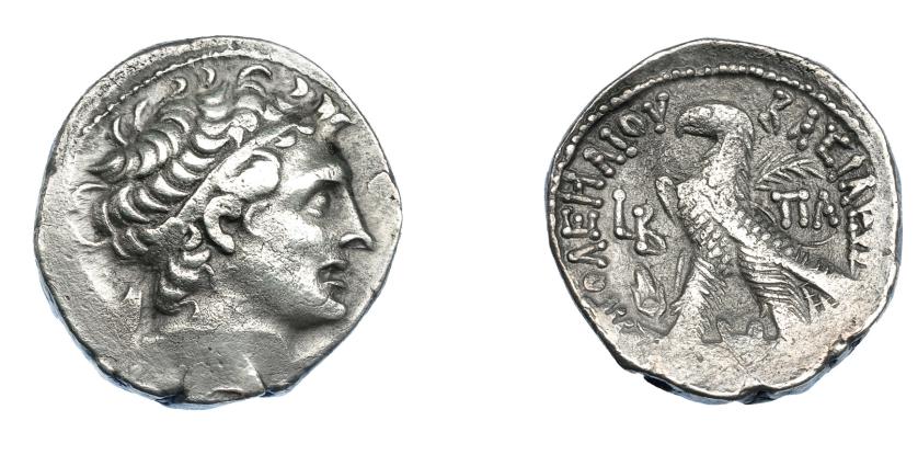 455   -  GRECIA ANTIGUA. EGIPTO. Reino Ptolemaico. Cleopatra VII. Tetradracma (51-50 a.C.). A/ Cabeza de Ptolomeo I diademada y con égida a der. R/ Águila a izq. sobre haz de rayos con palma sobre el hombro; a izq. fecha LB, debajo corona de Isis, a la der. ΠΑ. AR 13,4 g. 25,1 mm. COP-398. SBG-7947. Leves vanos. MBC+. Ex col. Guadán 2735.