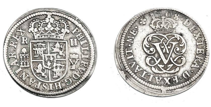 659   -  FELIPE V. 2 reales. 1708-Y. Segovia. Palma izq. sobre der.  VI-757. AC-941. MBC.