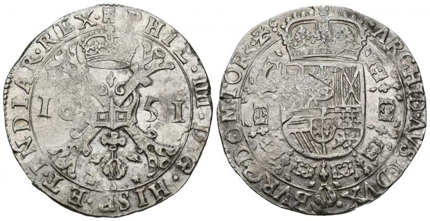 694   -  FELIPE IV. Patagón. Tournai. 1651. A/ PHIL IIII D G HISP ET INDIAR REX. R/ ARCHID AVST DVX BVRG DOM TOR Zc . AR 27,98 g. 41,5 mm. Vanhoudt-645.TO. DEL I-300. Vanos. MBC+.