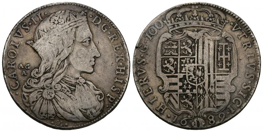 701   -  CARLOS II. Ducado de 100 grana. 1689. Nápoles. A/ CAROLVS II D G REX HISP. R/ VTRIVS SICI 1689 HIERVS G 100. AR 24,93 g. 40,35 mm. MIR 293.1. MBC-. 