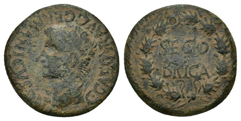 138   -  HISPANIA ANTIGUA. SEGOBRIGA. Calígula. Semis. A/ Cabeza laureada a izq.; C CAESAR AVG GERMANICVS IMP. R/ SEGO/BRIGA dentro de corona cívica. AE 6,18 g. 22,32 mm. I-2192. APRH-477. ACIP-3247. Pátina verde terrosa. BC+/MBC-.