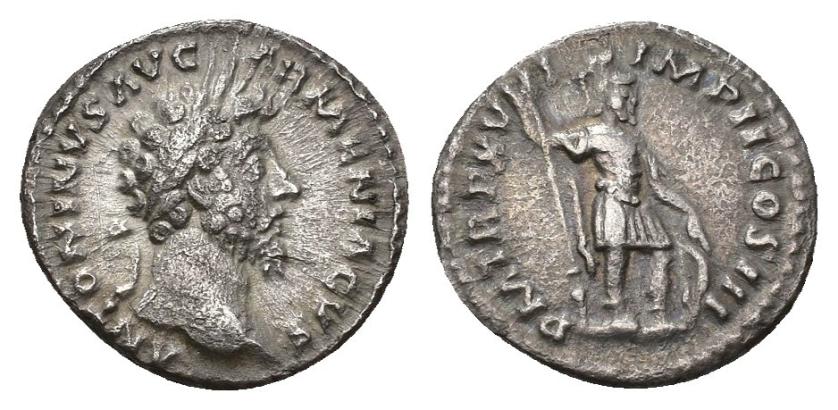 331   -  IMPERIO ROMANO. MARCO AURELIO. Denario. Roma (163-164). A/ Cabeza laureada a der.; ANTONINVS AVG ARMENIACVS. R/ Marte a der. con escudo y lanza; P M TR P XVIII IMP II COS III. AR 3,38 g. 17,3 mm. RIC-91. MBC. 