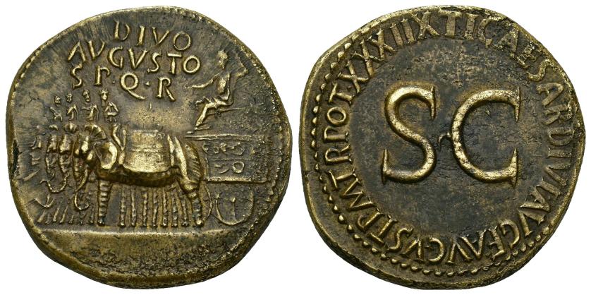 107   -  IMPERIO ROMANO. TIBERIO. Sestercio. Roma (36-37 d.C.). A/ Augusto radiado, con rama y cetro, conduciendo cuadriga de elefantes con jinetes a izq., en campo DIVO/AVGVSTO/SPQR. R/ S C, alrededor TI CAESAR DIVI AVG F AVGVST P M TR POT XXXIIX. AE 26,26 g. 34,8 mm. RIC-68. Pátina Tíber. EBC. Probablemente el mejor ejemplar conocido. Acuñación en flan grande y con leyenda completa. Muy rara. Sestercio conmemorativo realizado por Tiberio en su último año de reinado (36-37) que muestra un carro tirado por cuatro elefantes, cada uno con su conductor, que lleva una estatua del Divino Augusto. Esta moneda cierra una serie de emisiones anuales con la misma imagen que se realizaron los tres últimos años de reinado para recordar el vigésimo aniversario de la consecratio de Augusto el 17 de septiembre del año 14, solo cambiando la referencia de la Tribunicia Potestas. Ex  subasta Bank Leu, 28 (Zürich, 5-5-1981), lote 365; ex subasta Ska Bern (Berna, 27-4-1987), lote 781; ex subasta Numismatica Ars Classica 29 (2005), lote 455.