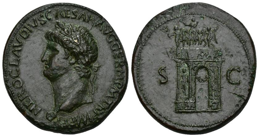 128   -  IMPERIO ROMANO. NERÓN. Sestercio. Roma (62-68 d.C.). A/ Cabeza laureada a izq.; NERO CLAVDIVS CAESAR AVG GERM P M TR P IMP P P. R/ Arco triunfal decorado, en la parte superior el emperador en cuadriga acompañado por Victoria y Pax, en campo S-C. AE 27,53 g. 36,1 mm. RIC-148. Campos repasados. EBC-/MBC+.