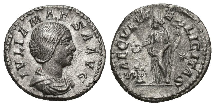 185   -  IMPERIO ROMANO. JULIA MAESA (bajo Heliogábalo). Denario. Roma (218-222). R/ Felicitas a izq. con caduceo y sacrificando con pátera sobre altar, detrás estrella; SAECVLI FELICITAS. AR 3,77 g. 18,4 mm. RIC-272. MBC+.