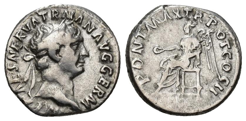 3068   -  IMPERIO ROMANO. TRAJANO. Denario. Roma (98-99 d.C.). A/ Cabeza laureada a der.; IMP CAES NERVA TRAIAN AVG GERM. R/ Victoria sentada a izq.; PONT MAX TR POT COS II. AR 3,14 g. 17,4 mm. RIC-17. MBC-/BC+.