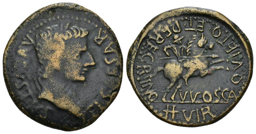 85   -  HISPANIA ANTIGUA. BOLSKAN-OSCA. Tiberio. As. A/ Cabeza laureada a der.; TI CAESAR AVGVSTVS. R/ Jinete lancero a der.; QVIETO ET PEREGRINO/ V V OSCA/ II VIR. AE 8,21 g. 26 mm. I-1937. APRH-295. ACIP-3225. CC-4678, mismo ejemplar. BC+/MBC. Muy escasa.