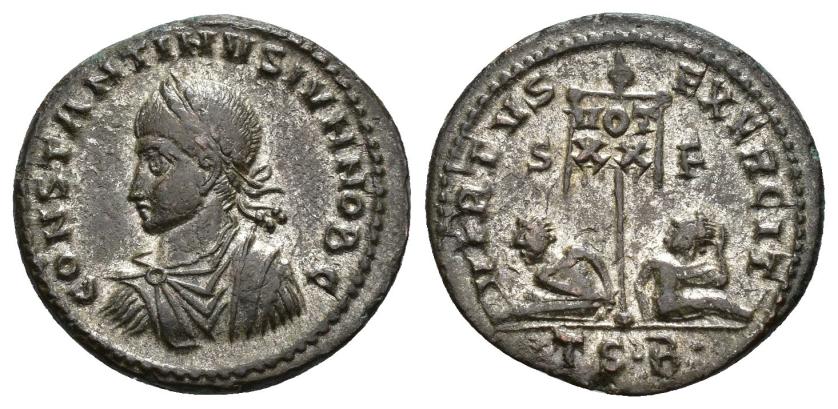 3178   -  IMPERIO ROMANO. CONSTANTINO II. Follis. Tesalónica (320). A/ Busto laureado, drapeado y acorazado a izq.; CONSTANTINVS IVN NOB C. R/ Estandarte con VOT/XX flanqueado por dos cautivos; VITVS EXERCIT. S/F//.TS.B. . AE 3,23 g. 19,7 mm. RIC-80. R.P.O. EBC-. 