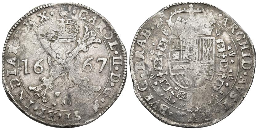 3233   -  CARLOS II. Patagón. 1667. Amberes. AR 27,6 g. 44,4 mm. Vanhoudt-648AN. DEL-342. Defecto de cospel. MBC-.