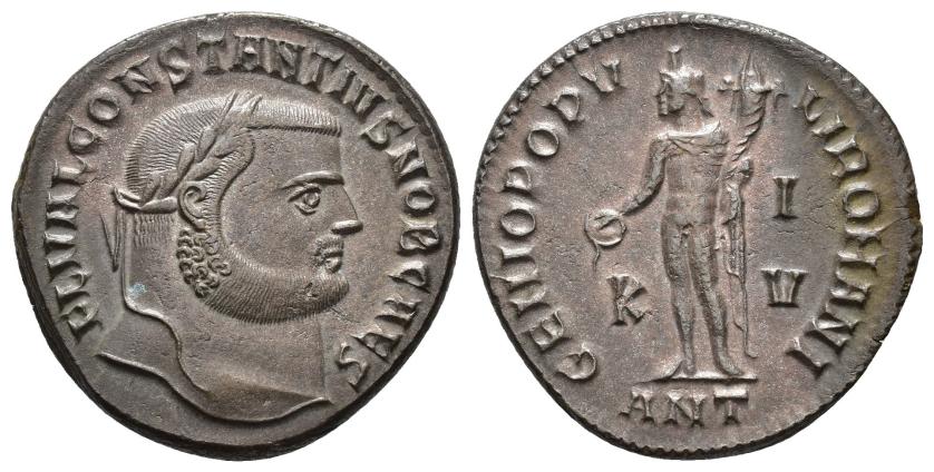 2404   -  IMPERIO ROMANO. CONSTANCIO. Follis. Antioquía (300-301). A/ Cabeza laureada a der.; FL VAL CONSTANTIVS NOB CAES. R/ Genio a izq. con pátera y cornucopia; GENIO POPVLI ROMANI. K/I/V//ANT. AE 8,83 g. 26,2 mm. RIC-55a. EBC-/MBC+.