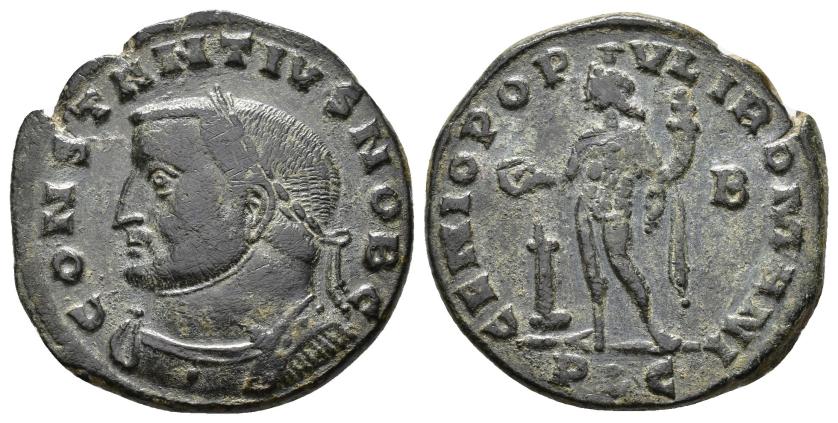 2406   -  IMPERIO ROMANO. CONSTANCIO. Follis. Lugdunum (301-303). A/ Busto laureado y acorazado a izq.; CONSTANTIVS NOB C. R/ Genio a izq. con pátera y cornucopia sacrificando en altar; GENIO POPVLI ROMANI. -/B//PLG. AE 8,94 g. 27,4 mm. RIC-166a. Cospel abierto. Pátina negra con trazas de limpieza. MBC/MBC-. Escasa.