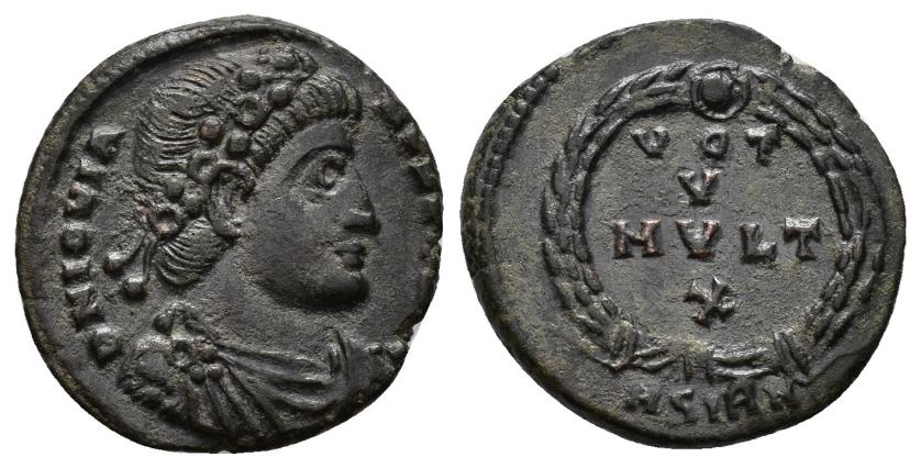 2436   -  IMPERIO ROMANO. JOVIANO. Follis. Sirmium (363-364). A/ Busto diademado, drapeado y acorazado; D N IOVIANVS P F AVG. R/ Láurea rodeando VOT/V/MVLT/X; -/-//ASIRM. AE 3,49 g. 19,5 mm. RIC-118. Pátina verde oscuro. MBC+.