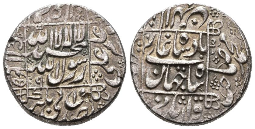 1233   -  MOGOLES. SAH YAHANI  JASRU B. JAHANGIR (1037-1068/1628-1658). Rupia. Surat / سورت. Sin fecha. AR 11,44 g. 21 mm. KM#235.23. 2 punzones. MBC+.