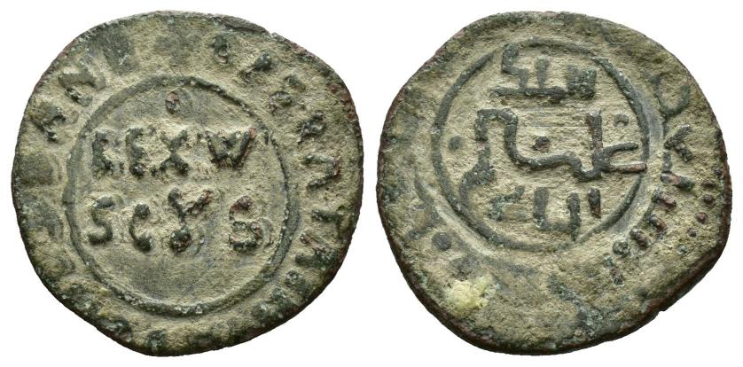 1267   -  NORMANDOS DE SICILIA. GUILLERMO II (1166-1189). Medio follaro. Mesina. Sin fecha. A/ REX W/SCVS. Orla: +OPERATA IN VRBE MESSANE. الملك غليلم  لا تنى. AR 1,52 g. 17 mm. MEC 14.III-401. MBC-.