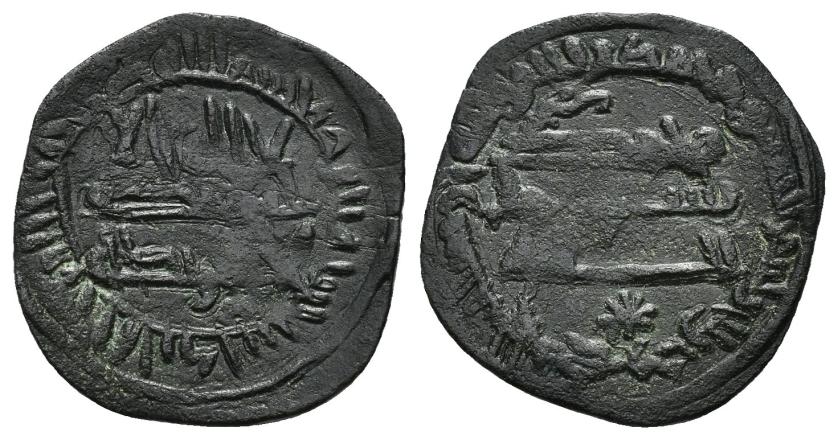 175   -  CALIFATO. ABD AL-RAHMAN III (912-961). Felús. Al-Andalus. 300 H. CU 1,85 g. 19 mm. F-I-77-1. Pátina oscura. MBC.