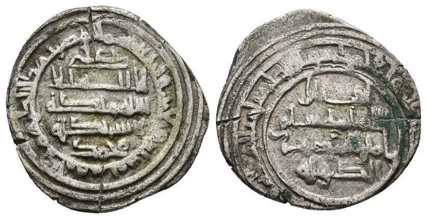 444   -  REINOS DE TAIFAS. TAIFA DE DENIA. ALI IQBAL AL-DAWLA B. MUYAHID (436-468/1044-1075). Dírham. Denia. 437 H. AR 3,21 g. 22 mm. V-1306; PV-209c. 3 rayas. Leve oxidación. MBC. Muy escasa.