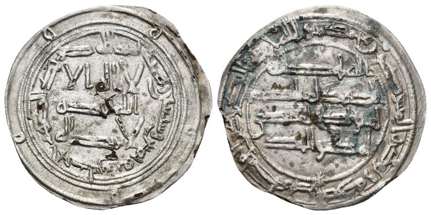 58   -  EMIRATO. HISAM I (788-796). Dírham. Al-Andalus. 175 H. AR 2,19 g. 29 mm. V-73. Pequeñas roturas al borde, leves oxidaciones y marcas. MBC+. Escasa.